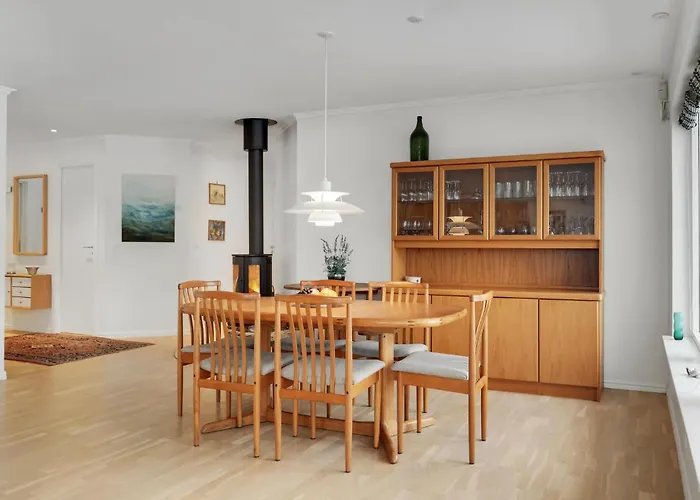 3 Bedroom Lovely In *