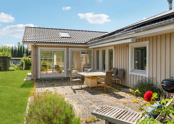 3 Bedroom Lovely In Græsted