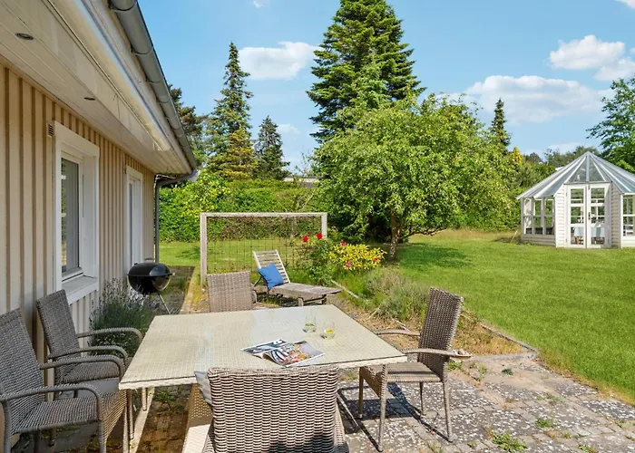 3 Bedroom Lovely In * Græsted