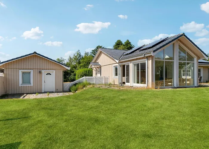 3 Bedroom Lovely In * Græsted